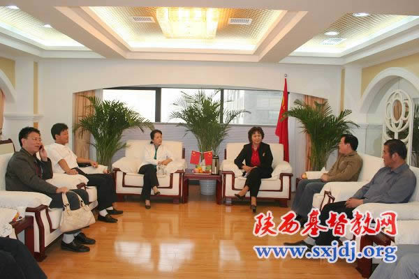省委统战部、省宗教局领导来省基督教两会慰问(图2)