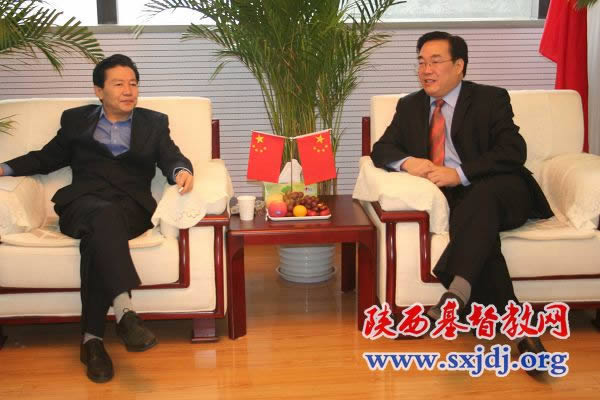 陕西基督教界举办庆祝建国60周年暨三自59周年歌咏座谈会(图2)