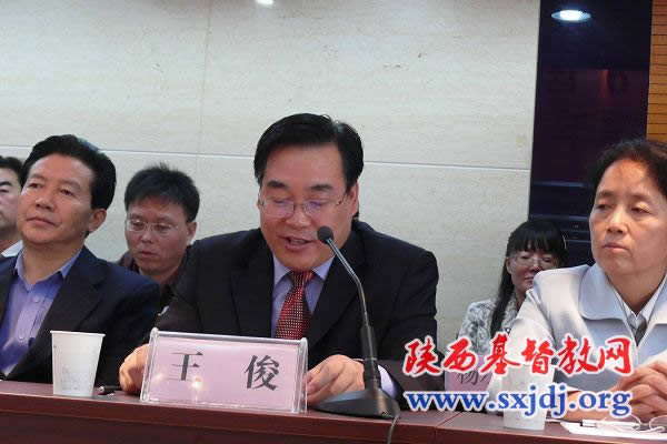 陕西基督教界举办庆祝建国60周年暨三自59周年歌咏座谈会(图4)