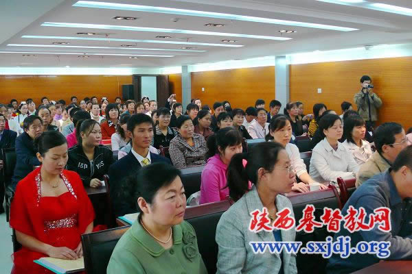 陕西基督教界举办庆祝建国60周年暨三自59周年歌咏座谈会(图8)