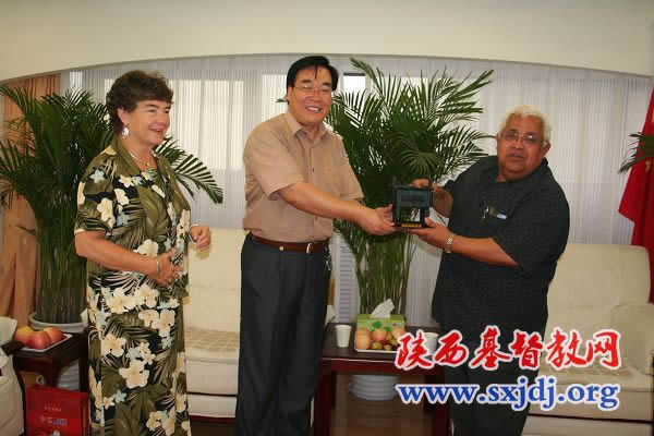 美国基督会和美国联合基督教会访问陕西省基督教两会和陕西圣经学校