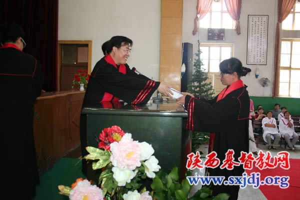 陕西省基督教两会再按立29位圣职人员(图6)
