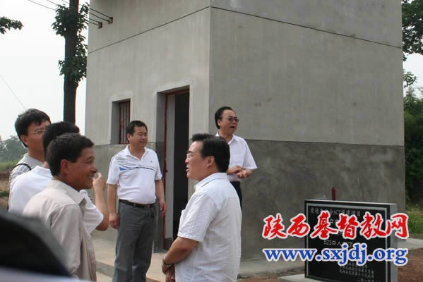 王俊牧师到宝鸡考察爱德基金会援建项目(图1)