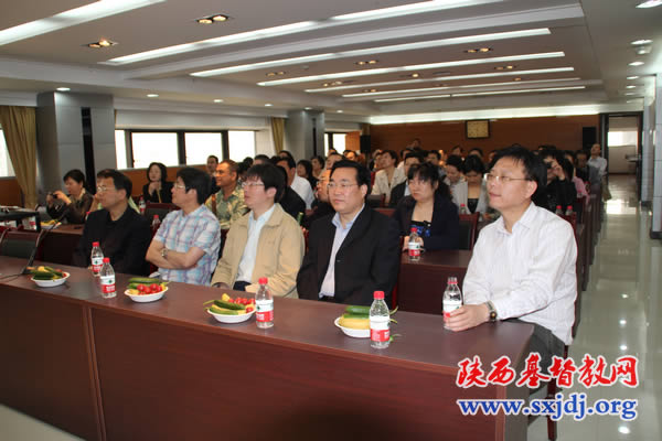 全国基督教中青年代表人士培训班成员访问省基督教两会(图5)