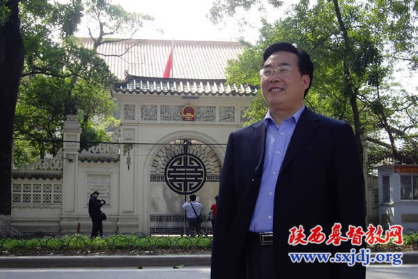 我会主席、会长王俊牧师赴广西、越南考察