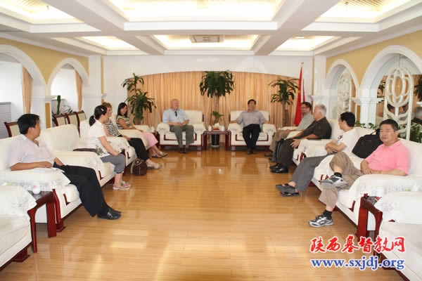 省基督教两会接待海外协会国际学院一行