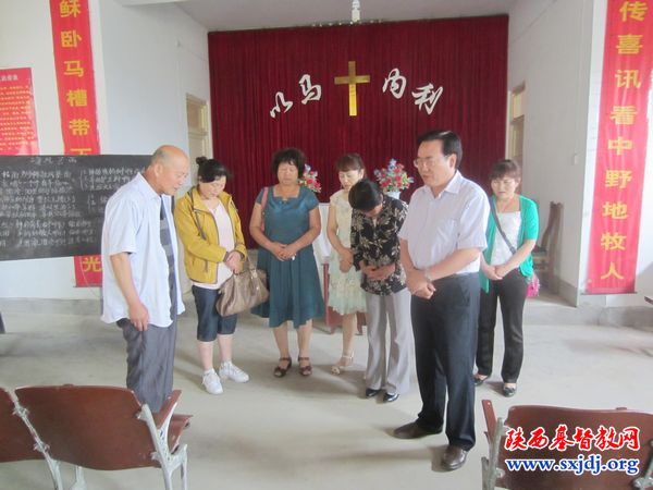 省基督教两会主席、会长王俊牧师到富县、宜君县教会指导工作(图2)