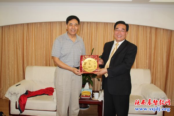 美国联合基督教会及基督会主席访问陕西教会(图2)