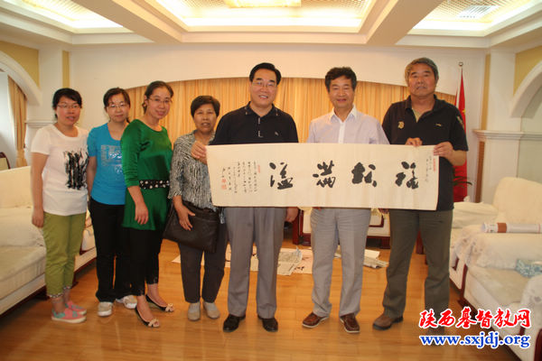 报答主恩,荣神益人——书法家刘现瑞弟兄向省基督教两会捐赠书法作品(图4)