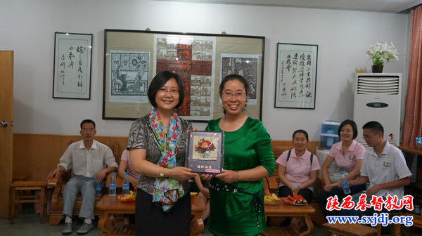 重庆圣经学校毕业班学生一行来陕西圣经学校交流