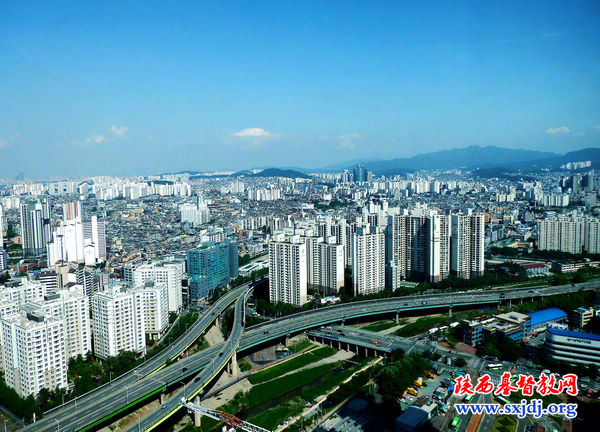 我会主席、会长王俊牧师随中国基督教代表团访问韩国教会(图5)