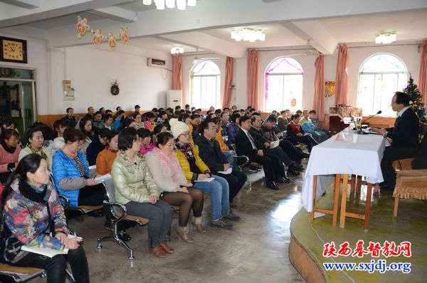 省基督教两会和圣经学校举办学习十八届四中全会精神辅导报告会(图3)