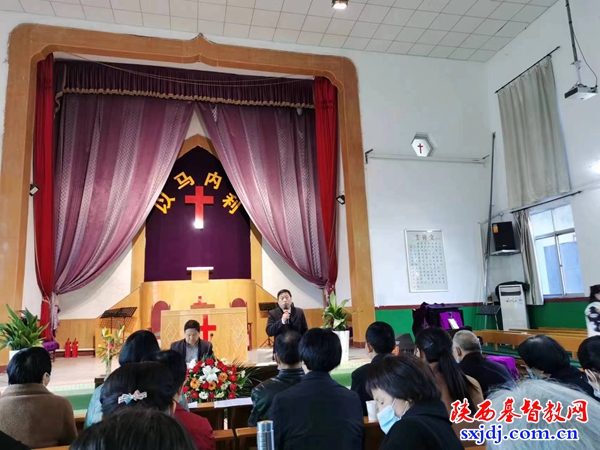 高陵区基督教两会开展“宗教政策法规学习宣传月”活动