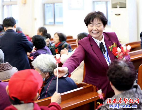 汉台区基督教堂举办重阳节感恩敬老活动