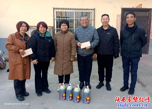 岐山县基督教两会开展年终爱心慰问活动