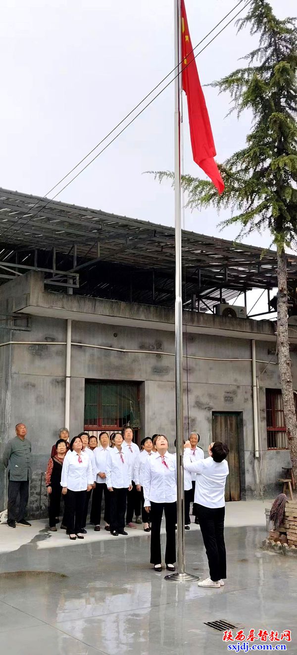 高陵区基督教两会开展“迎国庆，升国旗”主题活动