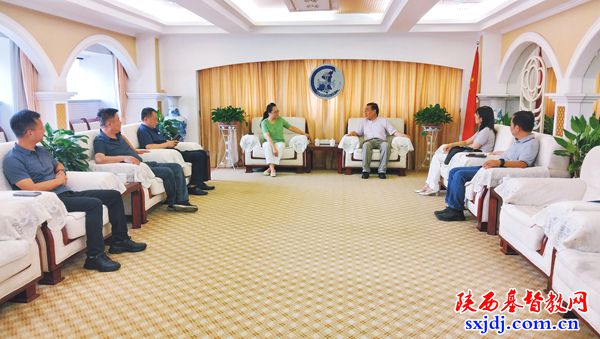 省政协民宗委专职副主任刘燕丽一行五人到省基督教两会走访调研