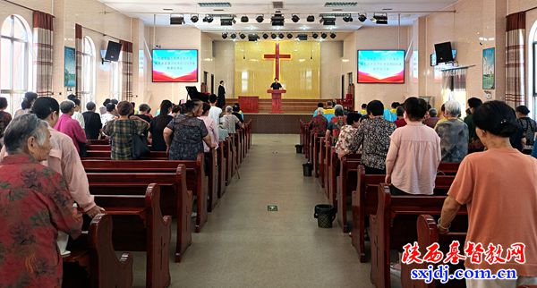 省基督教两会组织开展“纪念中国人民抗日战争暨世界反法西斯战争胜利 80周年”和平祈祷活动（二）