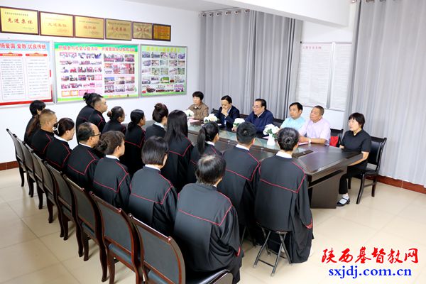 省基督教两会在延安举行圣职按立典礼，陕西新增17位圣职人员