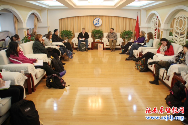 美国联合卫理公会“和平之旅”青年访问团访问我省教会