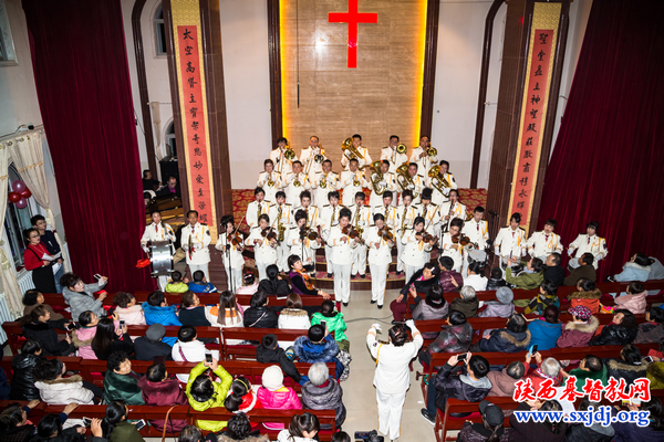 我省各地教会欢度圣诞佳节(图2)
