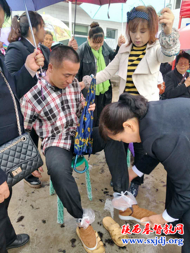 韩城市基督教中片“慈善爱心奉献”及“反邪教宣传”活动(图3)