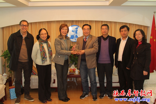 美国“开路者国际传播协会”陈美麟一行访问我会