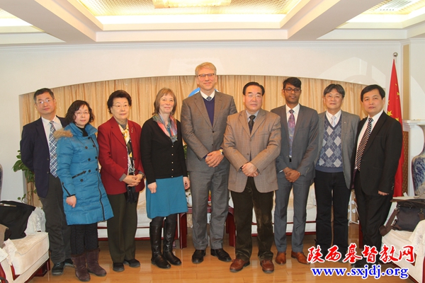 世界基督教教会联合会总干事奥拉夫·维特访问我省教会(图3)