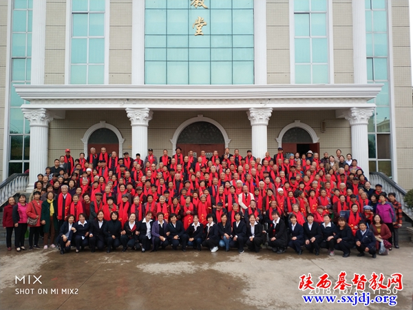 敬老爱老，共度传统老年节(图2)