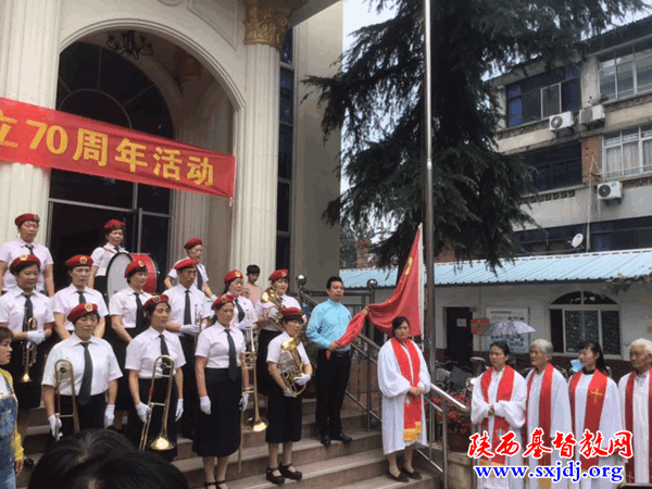 永铭历史，祝福祖国——汉中市基督教会举行庆祝建国70周年暨建党98周年活动(图3)