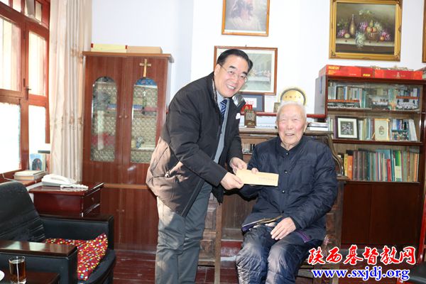 省基督教两会年终关爱慰问老牧长(图8)