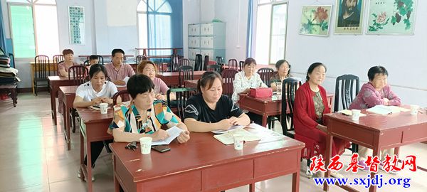 城固县基督教三自爱国会举办宗教政策法规培训会(图2)