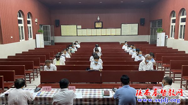 富平县基督教两会举办学习习总书记“七一”重要讲话精神学习会暨“宗教政策法规学习宣传月”活动启动仪式(图3)